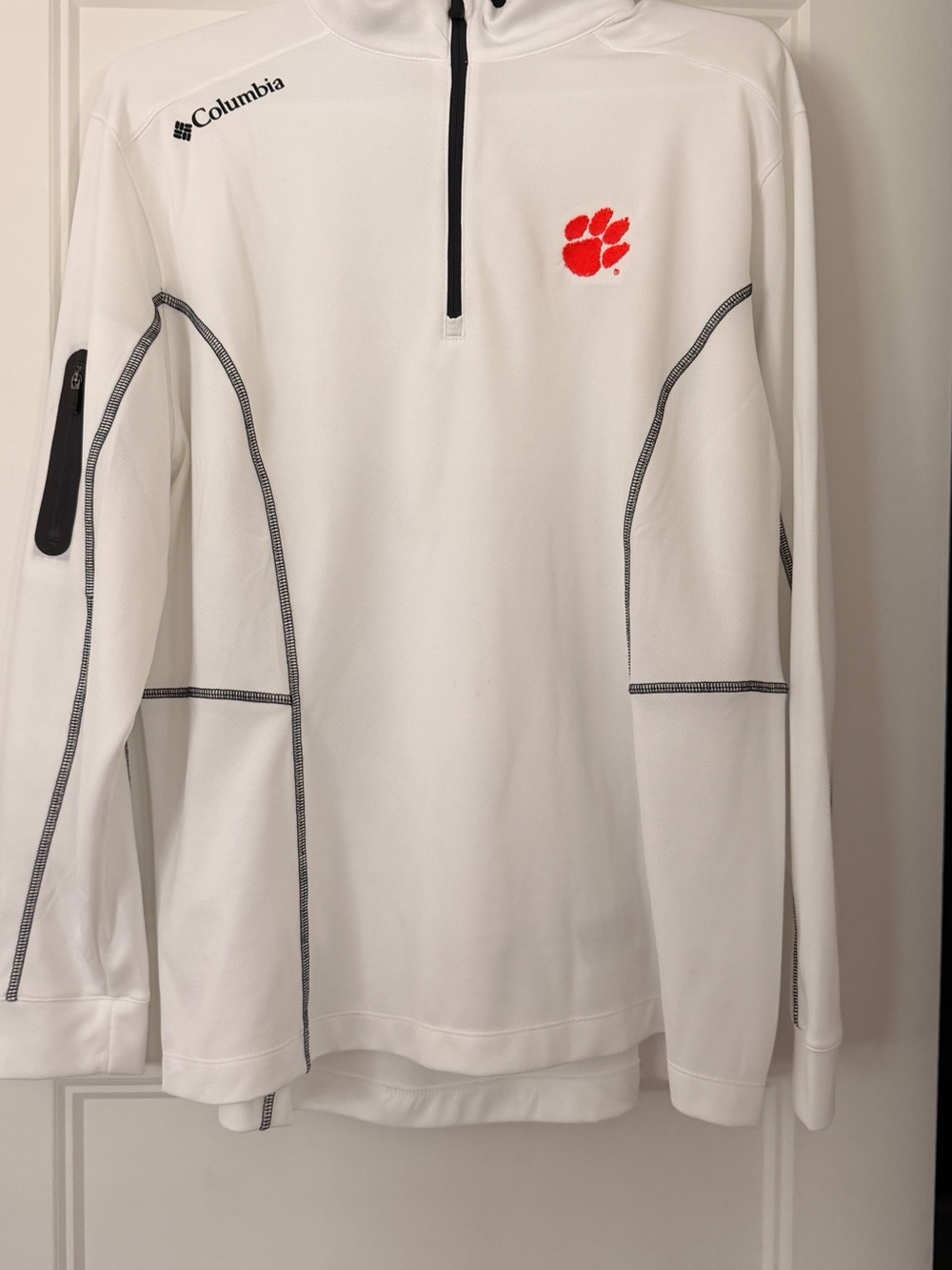 Columbia White Lightweight Quarter-Zip Pullover with Red Paw Logo